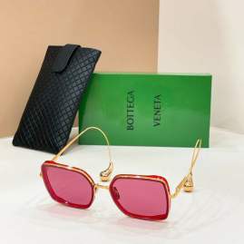 Picture of Bottega Veneta Sunglasses _SKUfw80050220fw